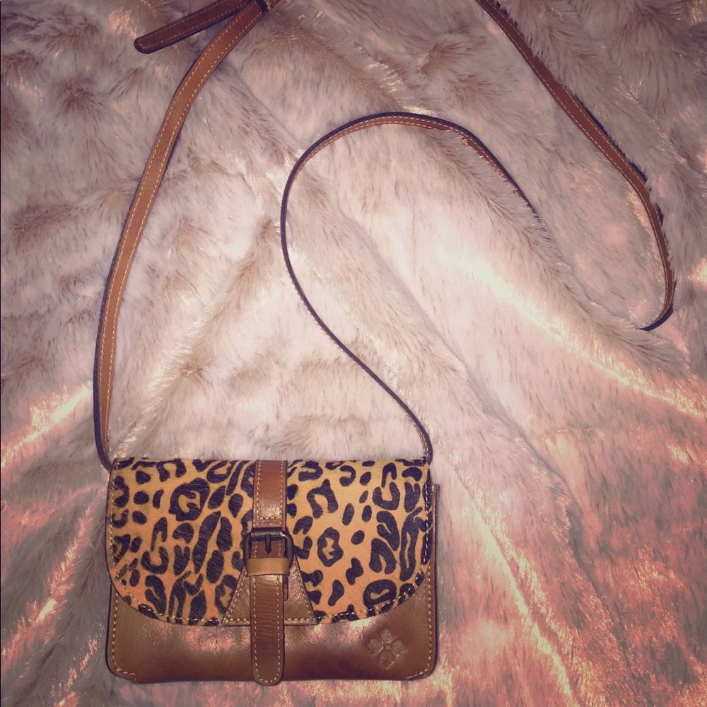 Never used Patricia Nash leopard crossbody purse!!